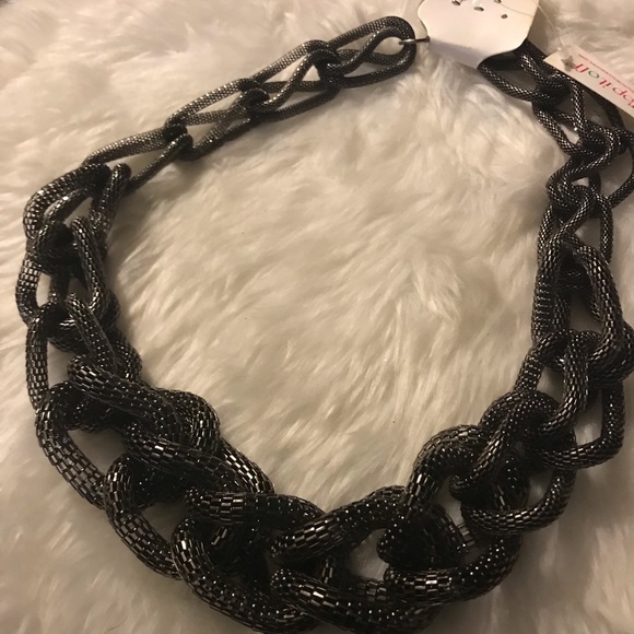 NEVER WORN - Jewelry Set - Picture 2 of 4